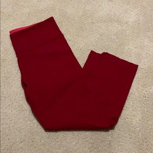 Red Lululemon crop pants